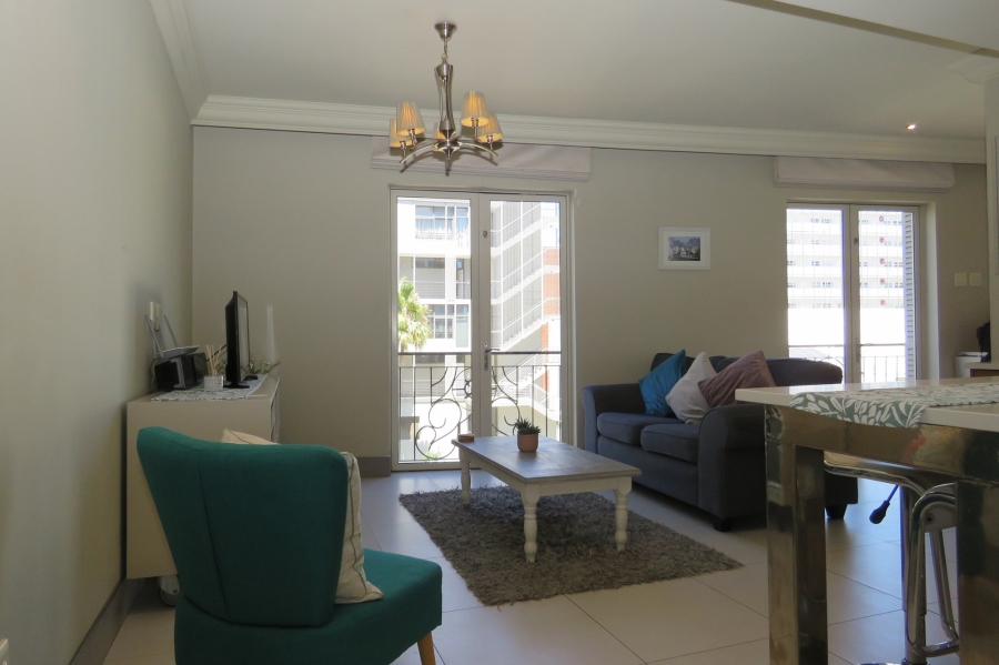 To Let 1 Bedroom Property for Rent in Green Point Western Cape